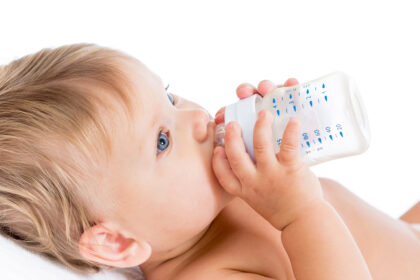 reflux – régurgitations – lait maternel – bébé – Alexandre Hryb – etiopathe Cogolin – Saint Tropez – Sainte Maxime – Le Lavandou – La Londe reflux - régurgitations - lait maternel - bébé - Alexandre Hryb - etiopathe Cogolin - Saint Tropez - Sainte Maxime - Le Lavandou - La Londe